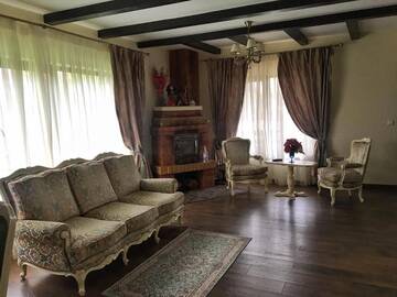 Фотографии Виллы Cabana Perla г. Дурэу (Румыния) №2 Фото Виллы Cabana Perla г. Дурэу 2
