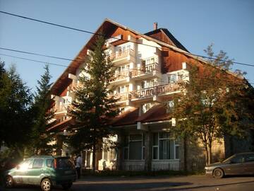 Фотографии Отель Hotel Casa Pelerinul г. Дурэу (Румыния) №1 Фото Отель Hotel Casa Pelerinul г. Дурэу 1