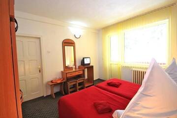Фотографии Отель Hotel Brandusa г. Дурэу (Румыния) №4 Фото Отель Hotel Brandusa г. Дурэу 4