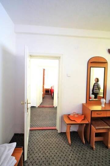 Фотографии Отель Hotel Brandusa г. Дурэу (Румыния) №2 Фото Отель Hotel Brandusa г. Дурэу 2
